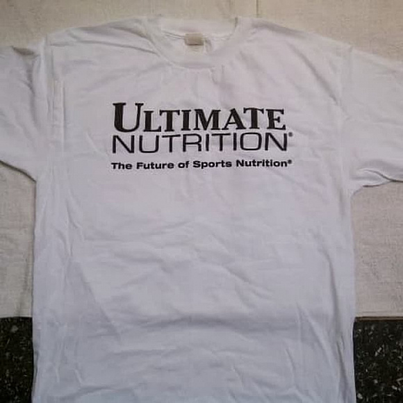 Футболка с лого Ultimate Nutrition