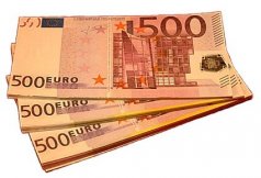 Пачка денег евро